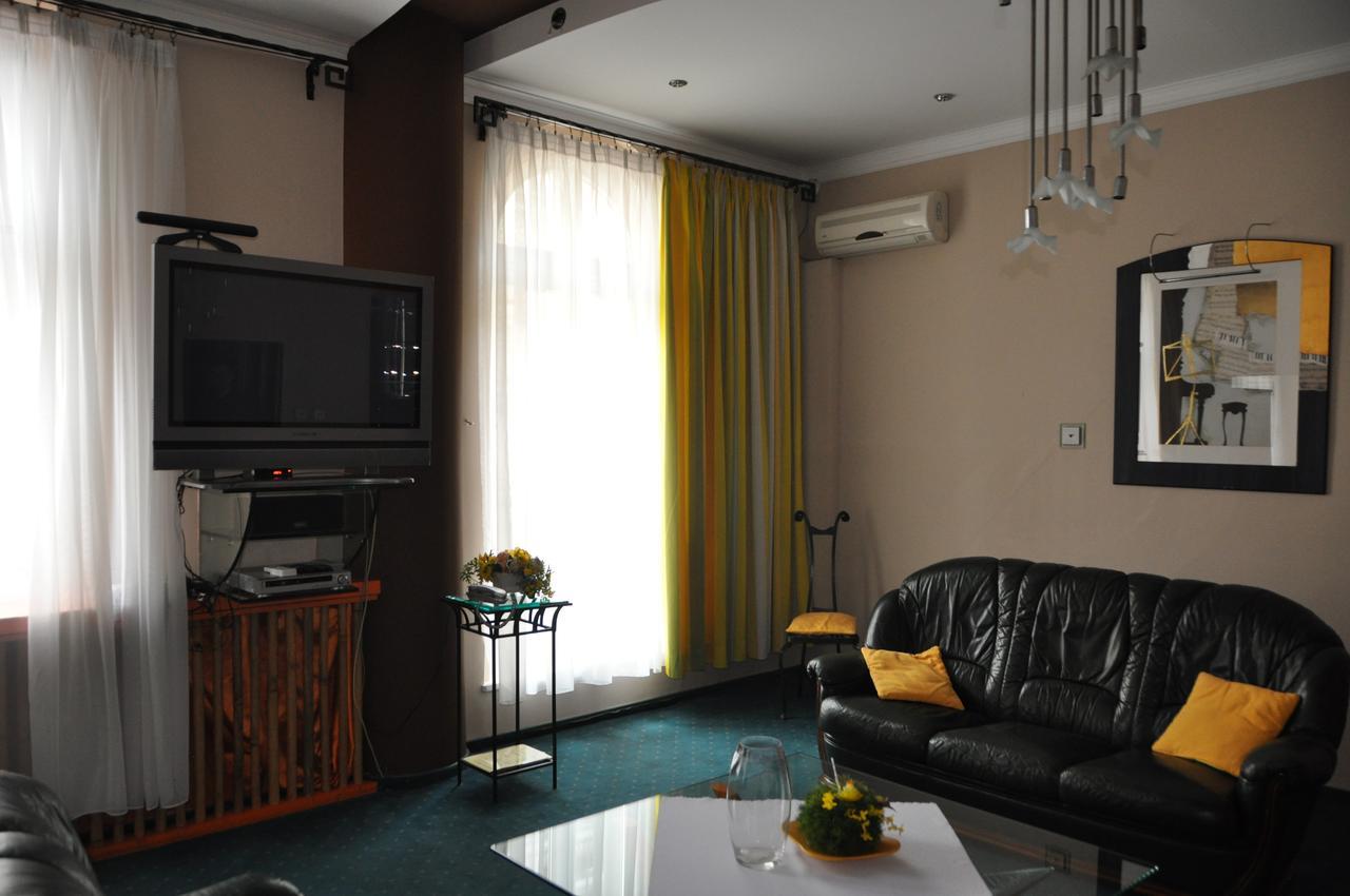 Rynkowy Aparthotel Rybnik  Exterior photo